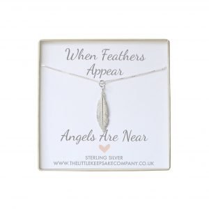 ‘When Feathers Appear’ Necklace - Medium Silver Feather